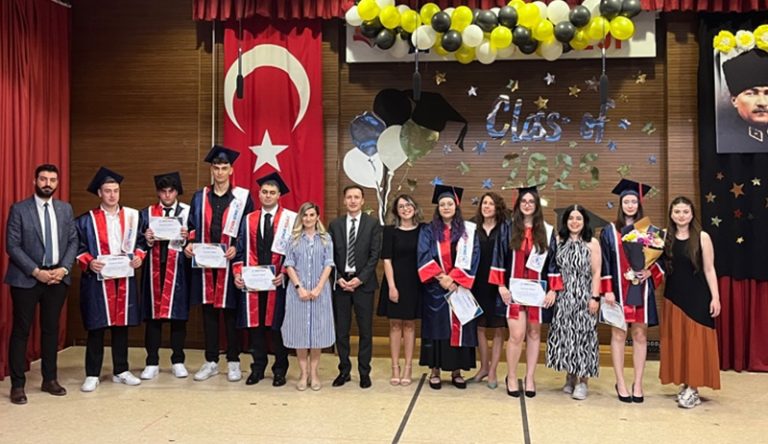 onur-koleji-lise-mezuniyet-2